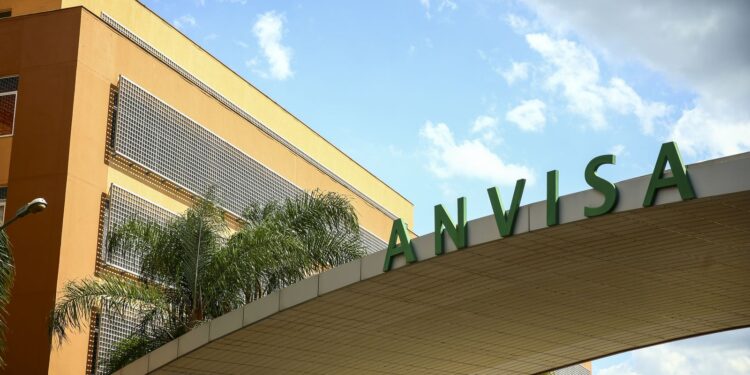 Anvisa apreende canetas emagrecedoras sem identificação de fabricante