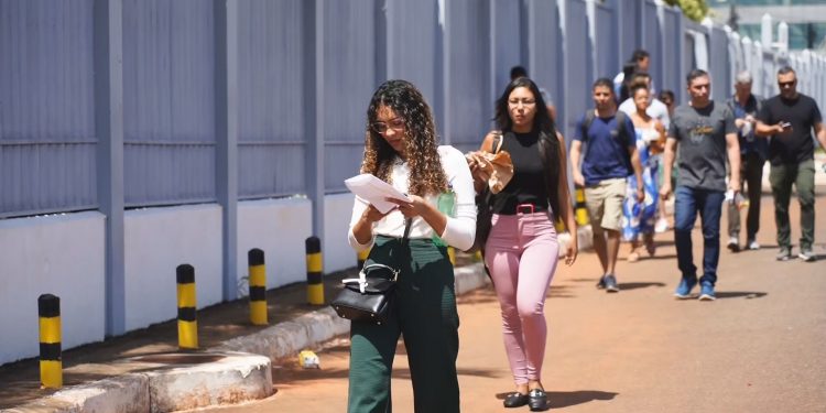 Enam, exame para quem quer entrar na magistratura, deve reunir mais de 30 mil pessoas neste domingo